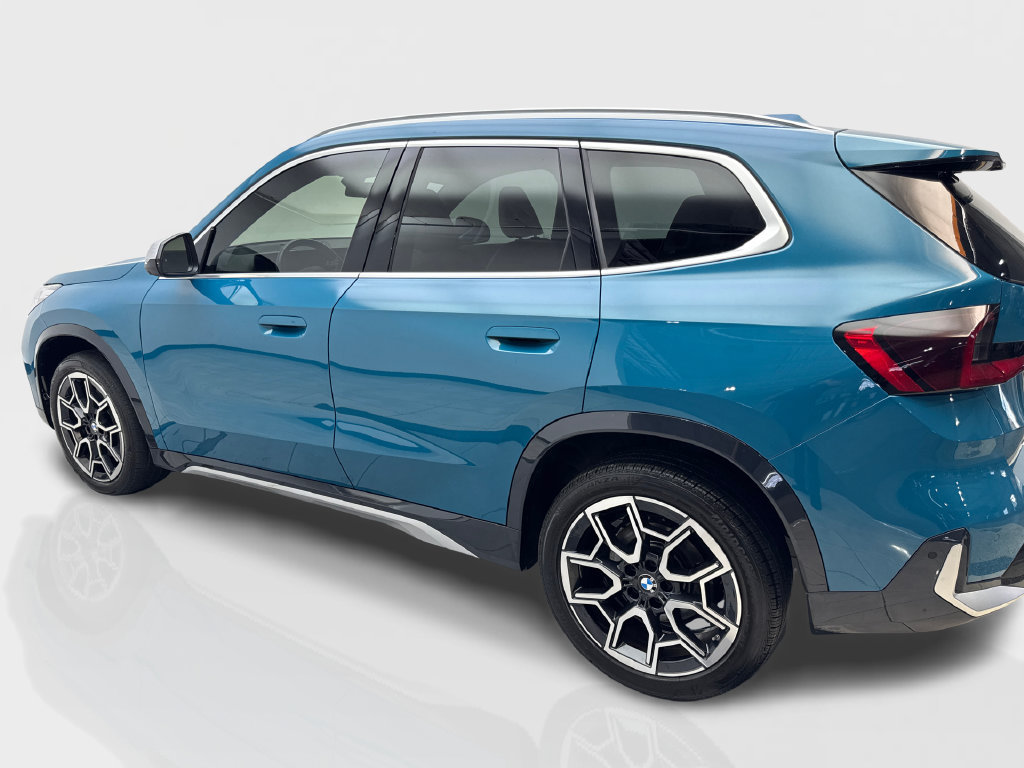 Used 2023 BMW X1 xDrive28i w/ Premium Package AWD/4WD image 15