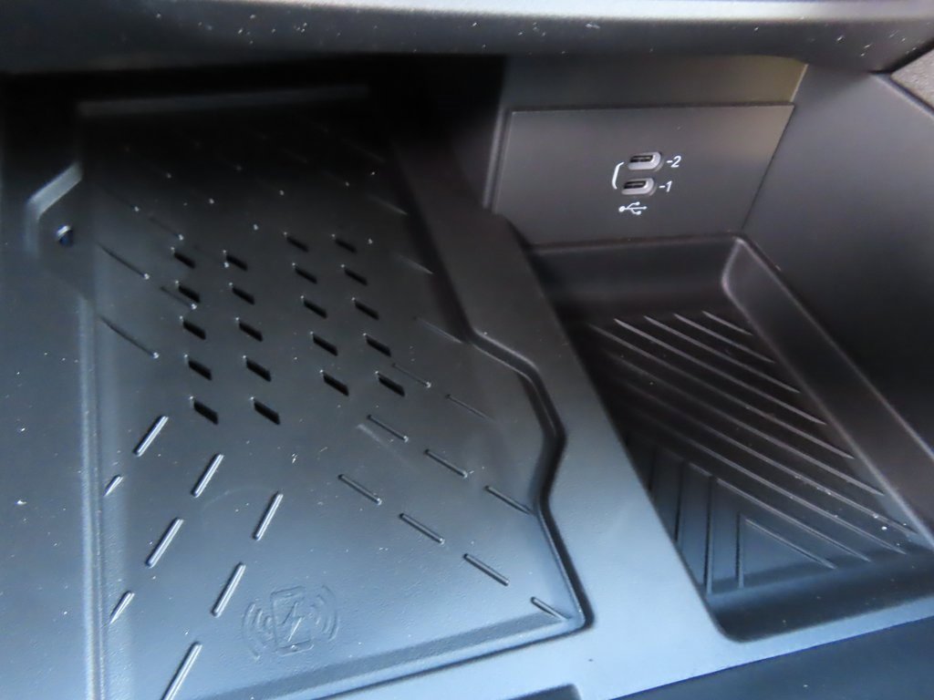 New 2026 Chrysler Pacifica Limited w/ S Appearance Package image 12