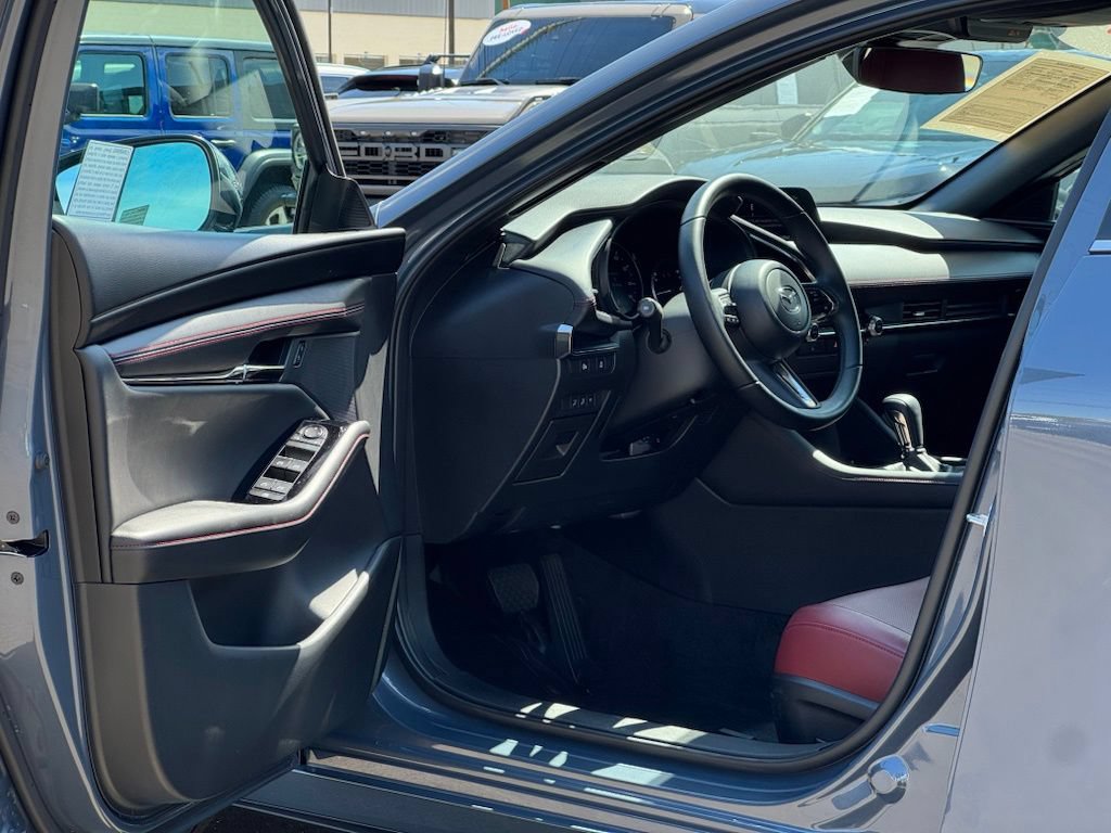 Used 2026 MAZDA MAZDA3 Carbon AWD/4WD image 8