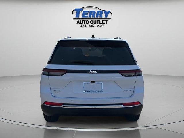 Used 2025 Jeep Grand Cherokee Limited image 5