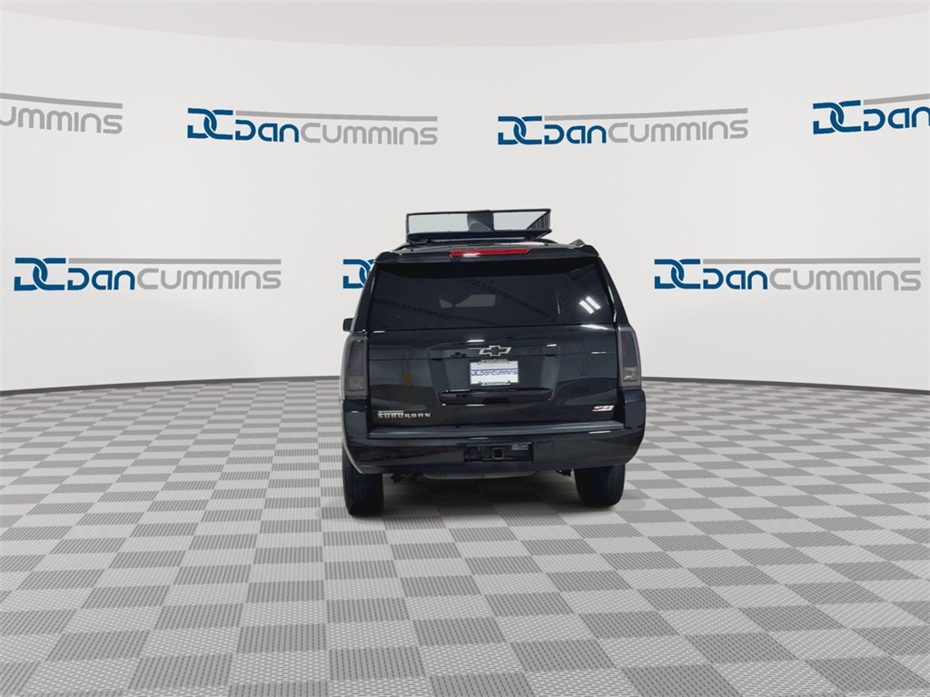 Used 2017 Chevrolet Suburban LT w/ Luxury Package image 7