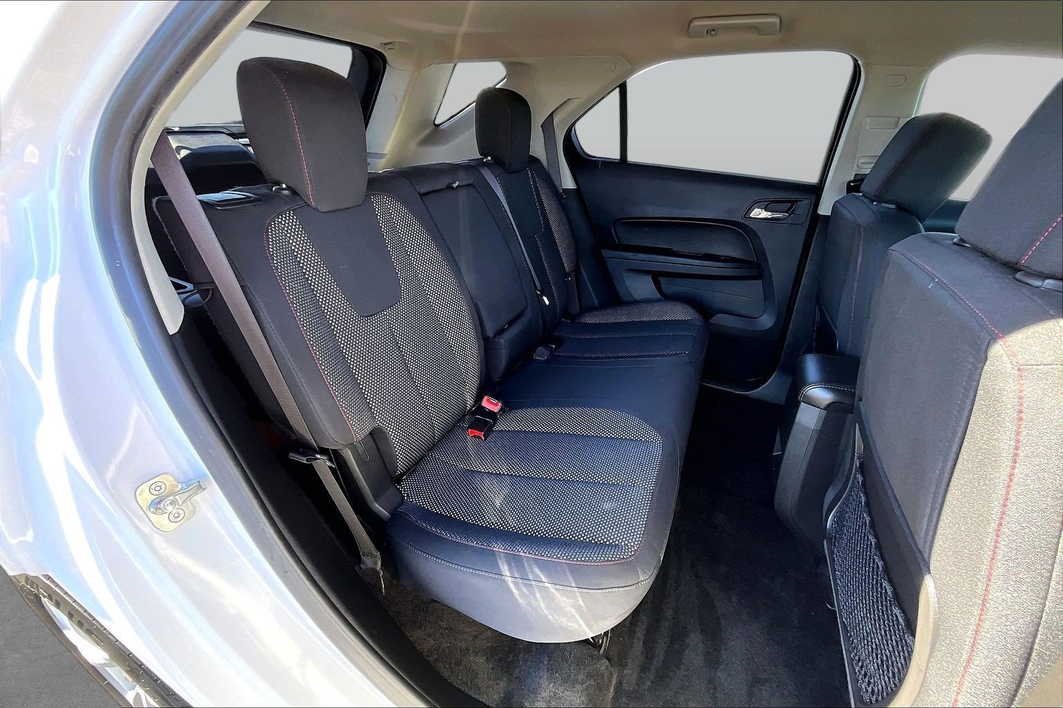 Used 2017 Chevrolet Equinox LS AWD/4WD image 25