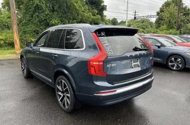 Used 2023 Volvo XC90 B6 Plus w/ Protection Package Premier AWD/4WD image 3