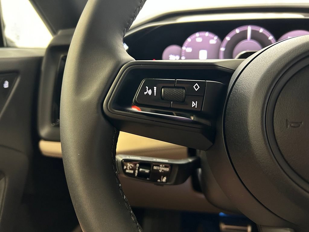 New 2026 Porsche Cayenne Electric AWD/4WD image 11