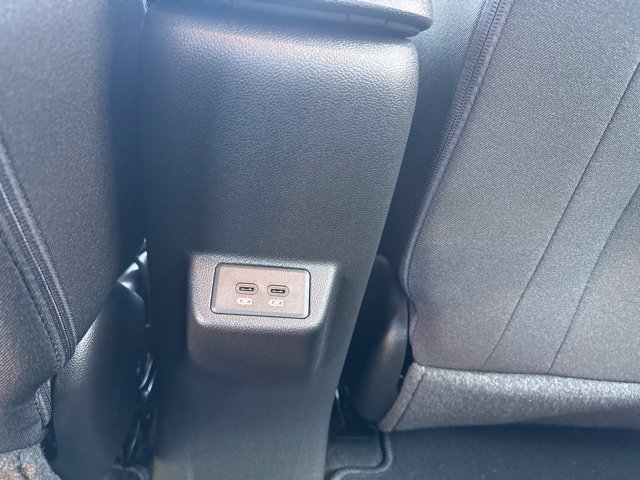 Used 2027 Chevrolet Bolt LT w/ Comfort Package FWD image 27