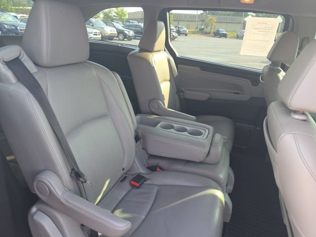 Used 2018 Honda Odyssey Elite image 14