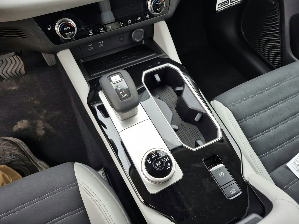 New 2026 Mitsubishi Outlander SE FWD image 21