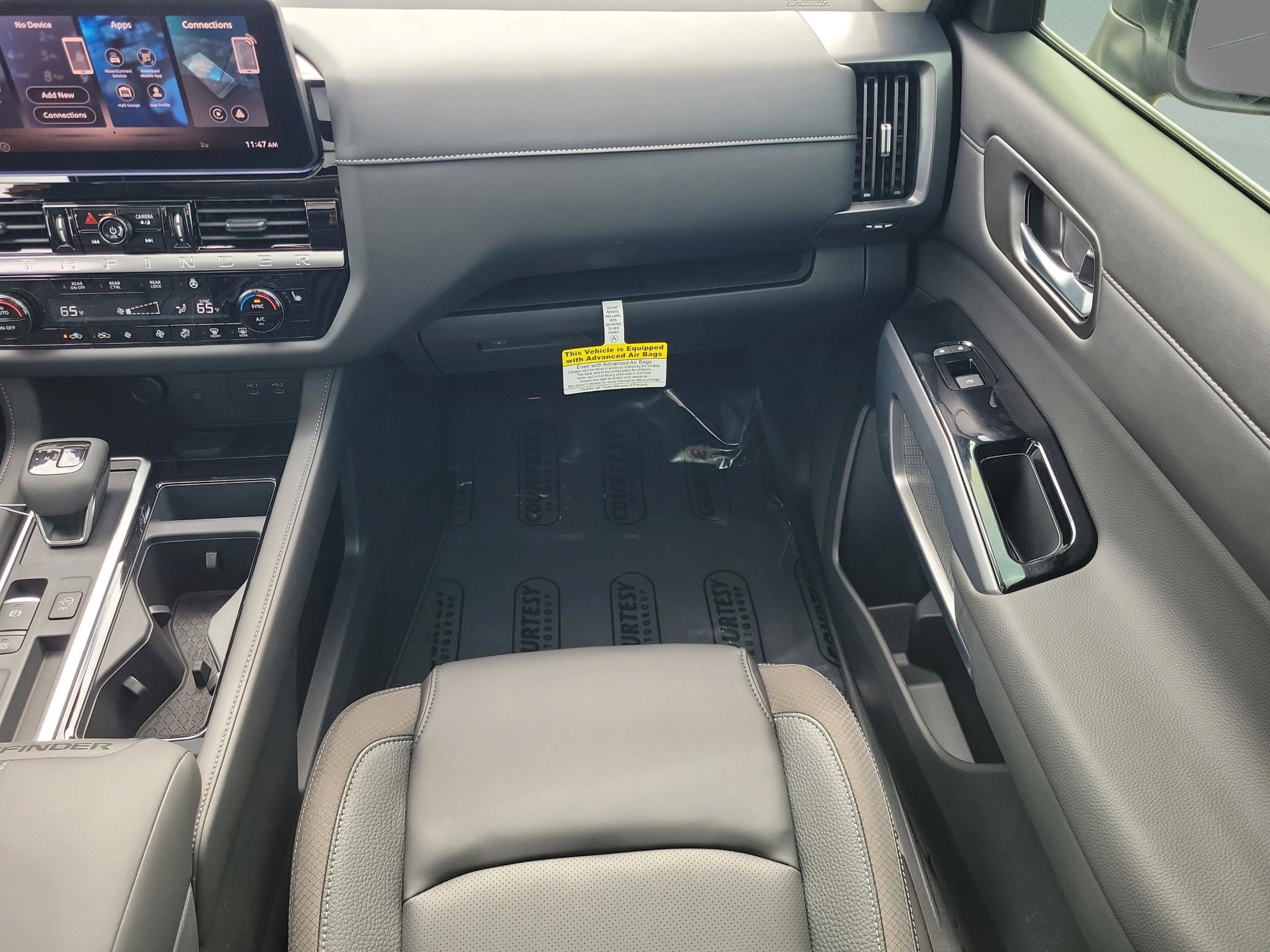 New 2026 Nissan Pathfinder SL w/ SL Premium Package image 20