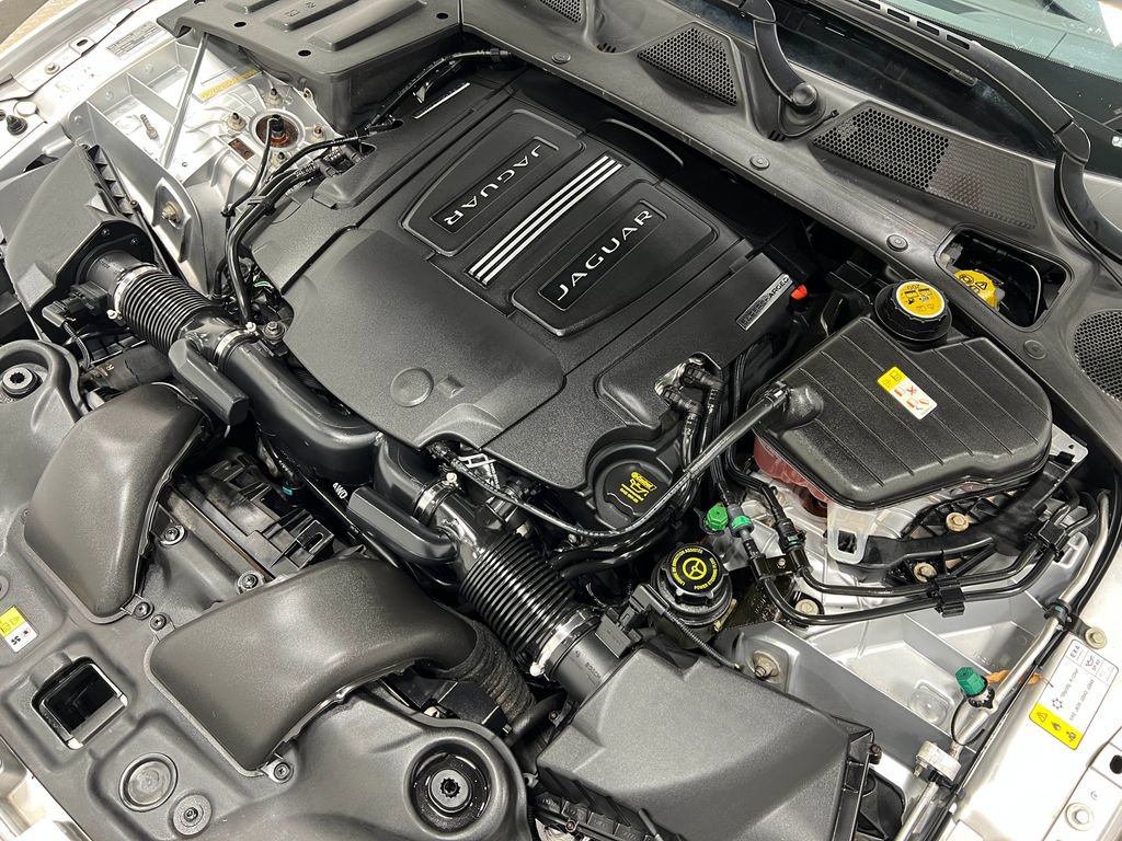 Used 2015 Jaguar XJ L Portfolio AWD/4WD image 31