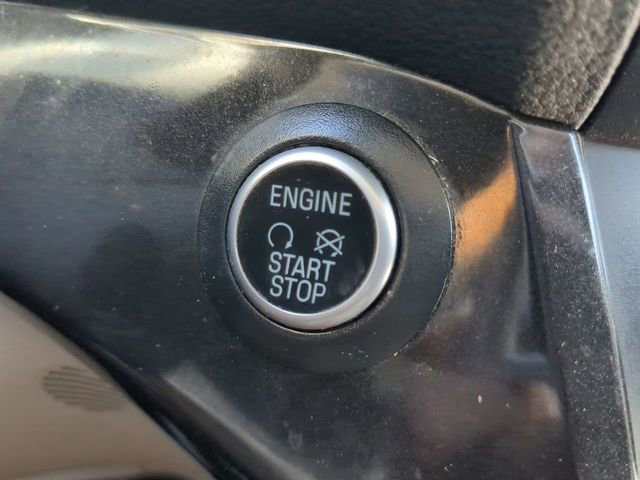 Used 2019 Ford Escape Titanium AWD/4WD image 27