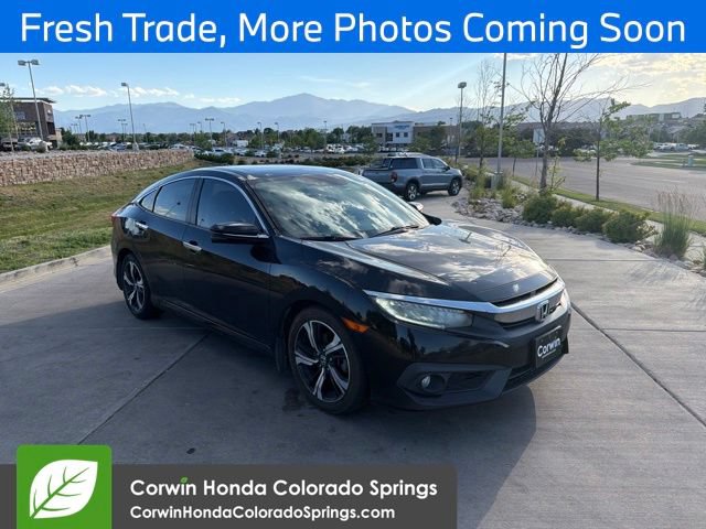 Used 2016 Honda Civic Touring image 1