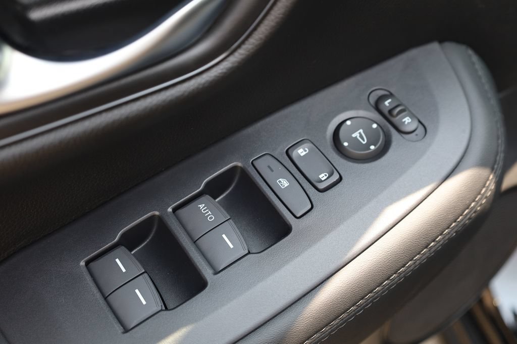 New 2027 Honda HR-V LX image 11
