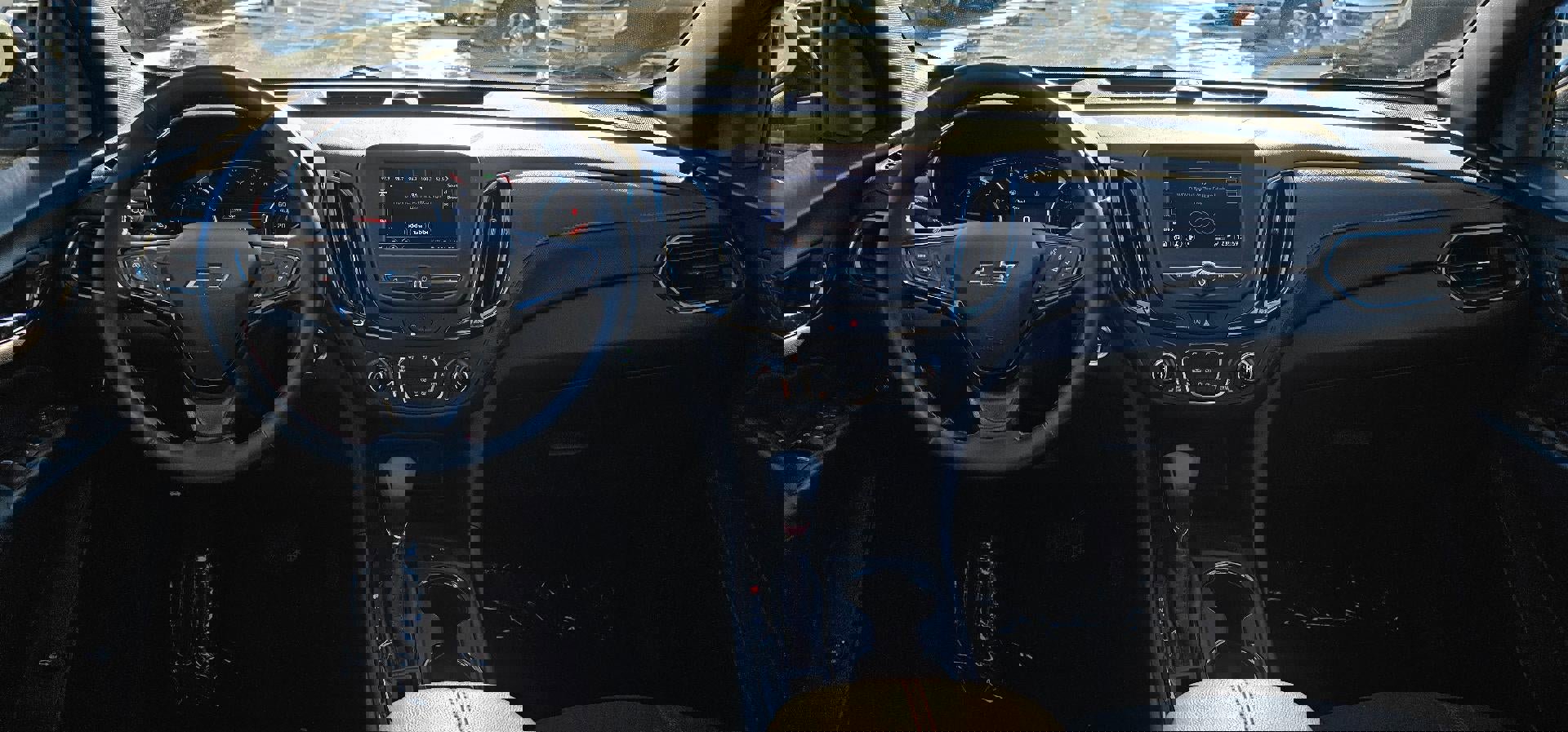 Used 2023 Chevrolet Equinox RS image 12