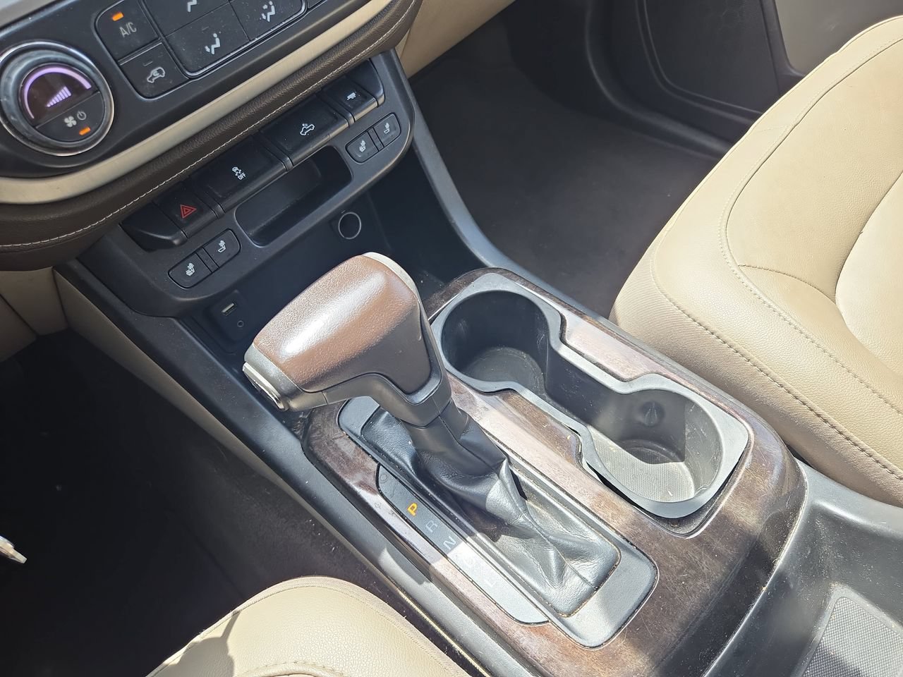 Used 2018 GMC Canyon SLT RWD image 18