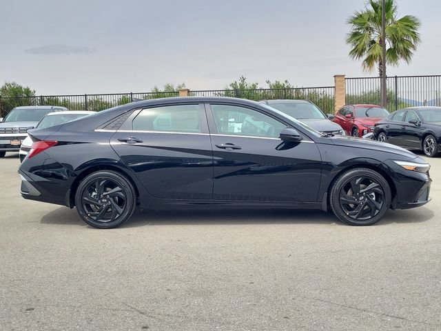 New 2026 Hyundai Elantra SEL Sport Premium FWD image 28