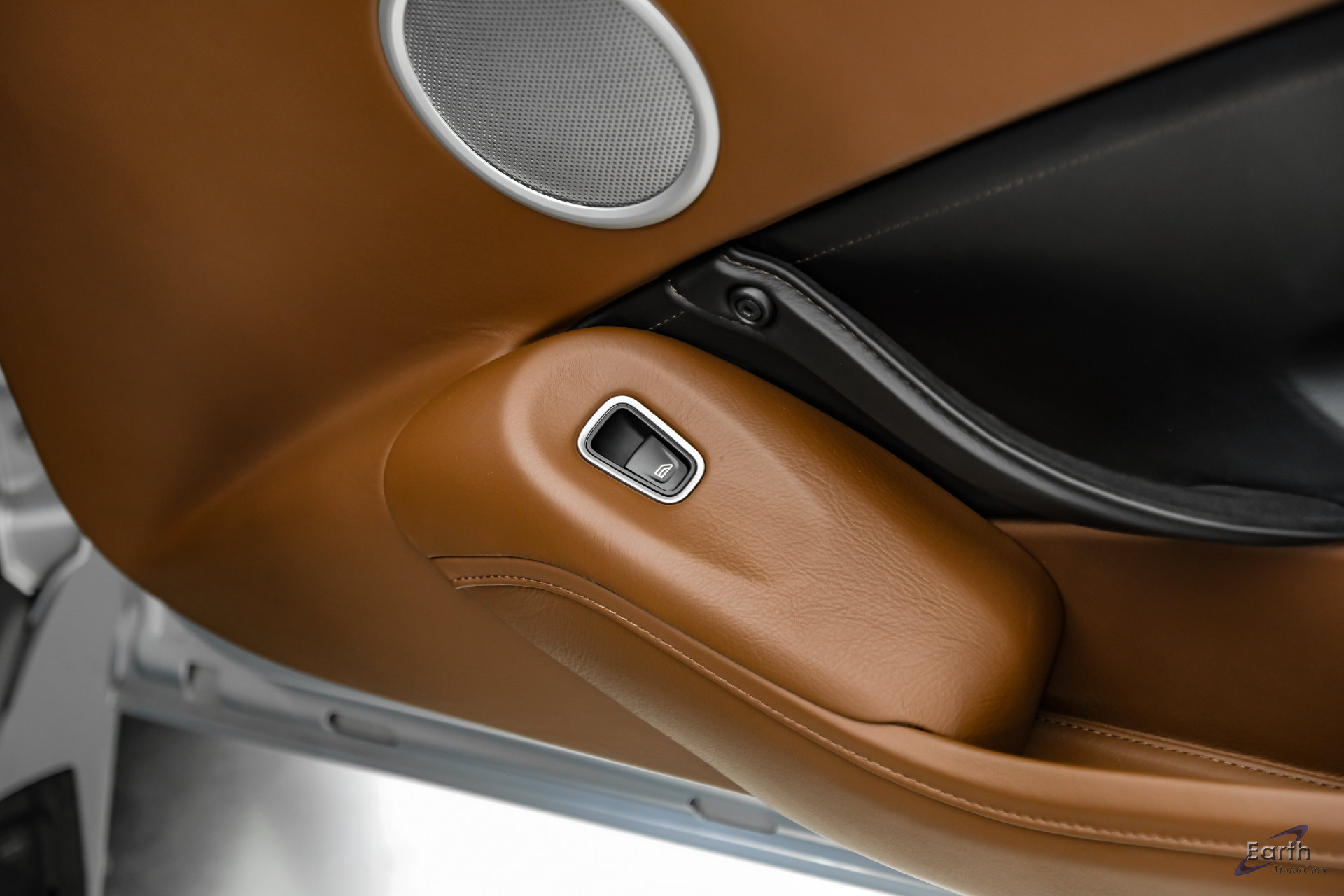 Used 2020 Aston Martin V8 Vantage Coupe RWD image 83
