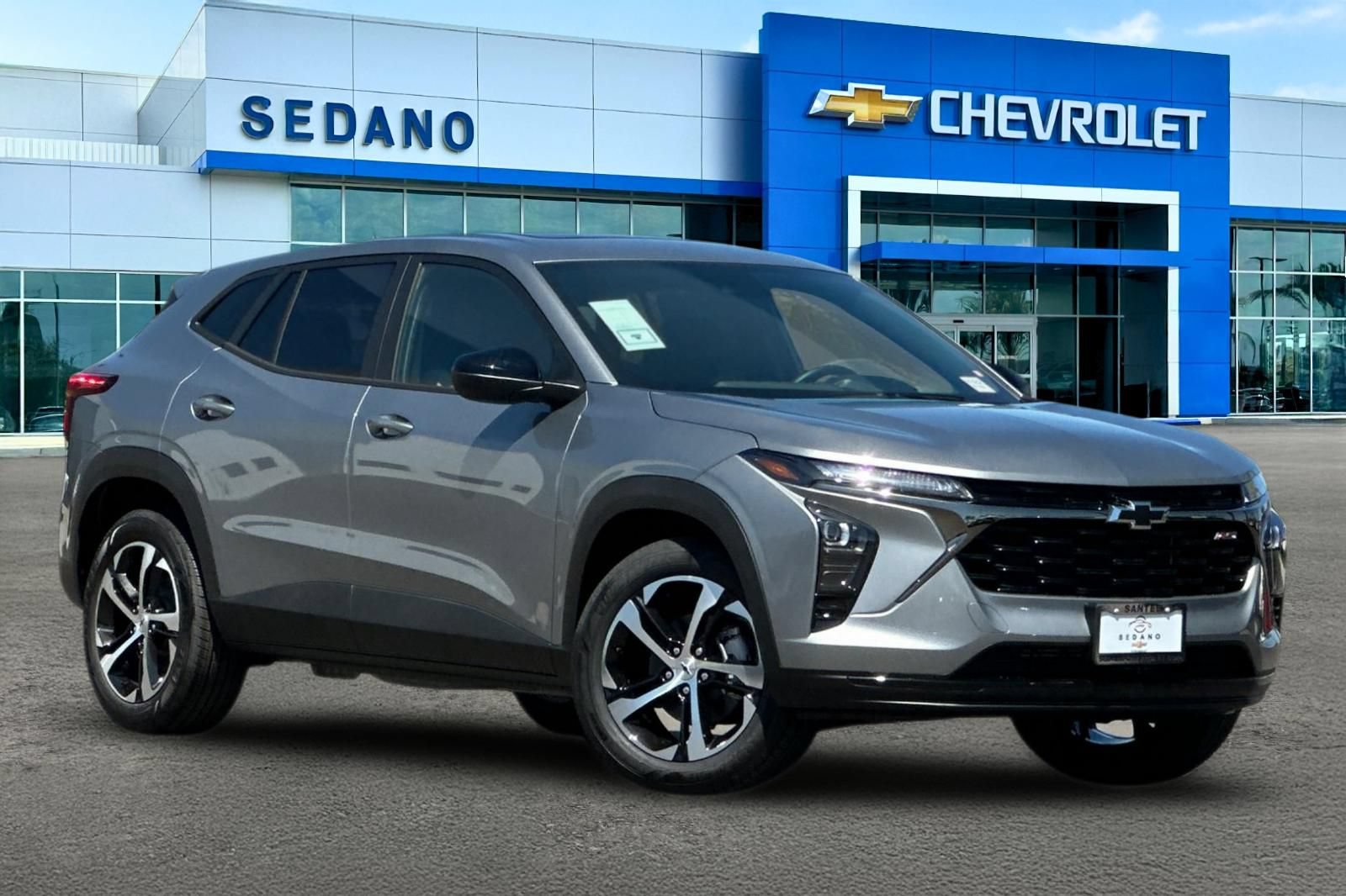 New 2026 Chevrolet Trax RS w/ Sunroof Package FWD image 2