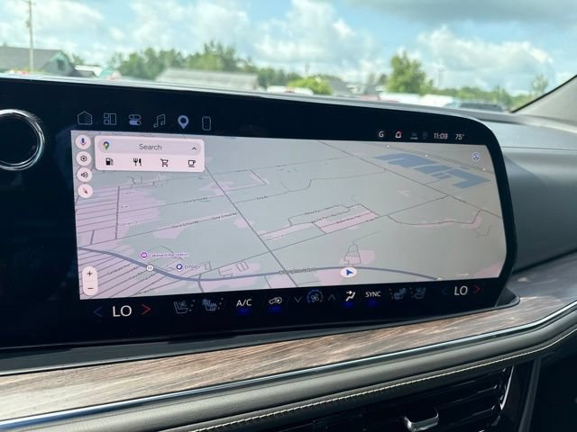 New 2026 Chevrolet Suburban Premier w/ Sun And Tow Package AWD/4WD image 32