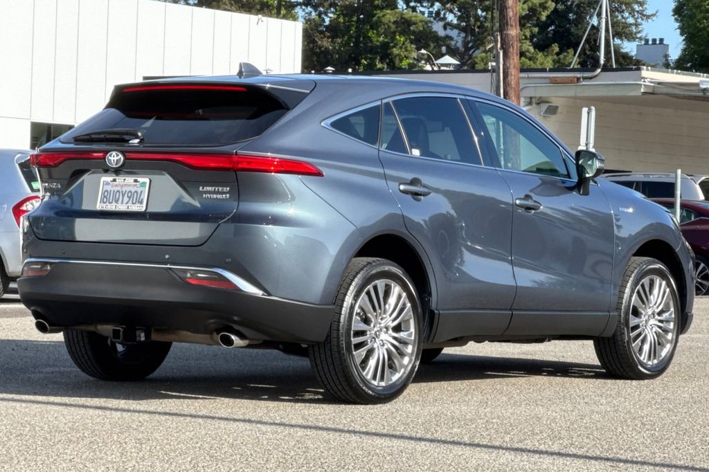 Used 2021 Toyota Venza Limited w/ Advanced Technology Package AWD/4WD image 3