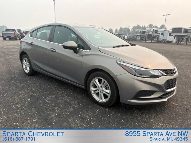Used 2018 Chevrolet Cruze LT w/ Convenience Package FWD image 1