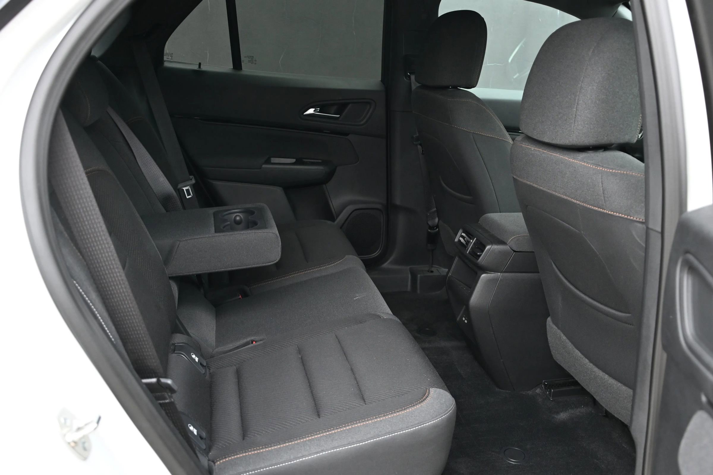 Used 2024 Honda Prologue EX image 23