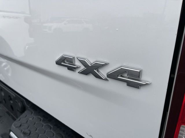 Used 2018 RAM 3500 Tradesman w/ Chrome Appearance Group image 8