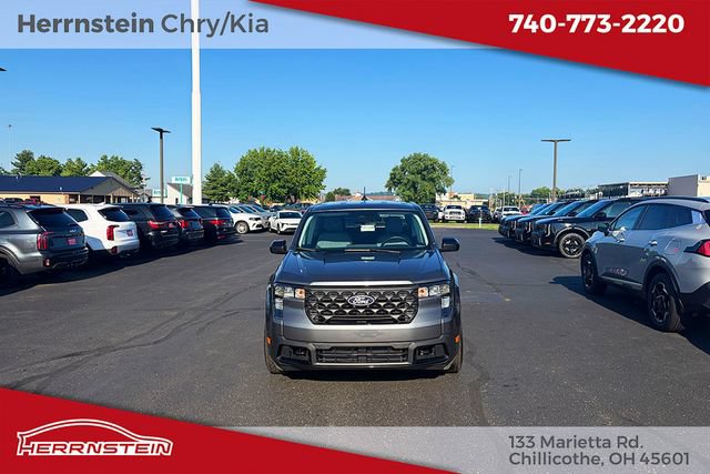 Used 2025 Ford Maverick XLT w/ XLT Luxury Package AWD/4WD image 2