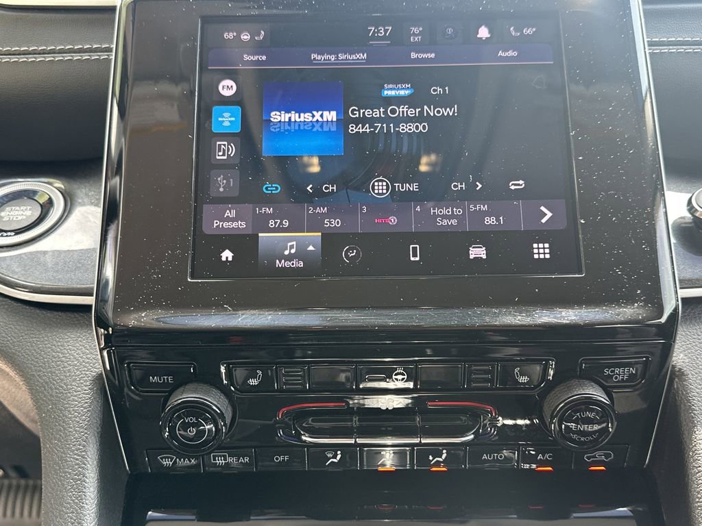 Used 2022 Jeep Grand Cherokee L Laredo w/ Luxury Tech Group I image 31