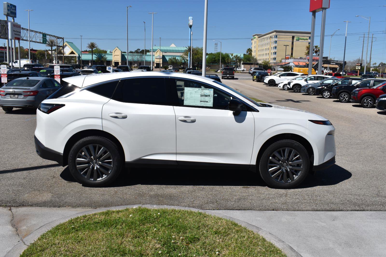 New 2026 Nissan Murano SL AWD/4WD image 13