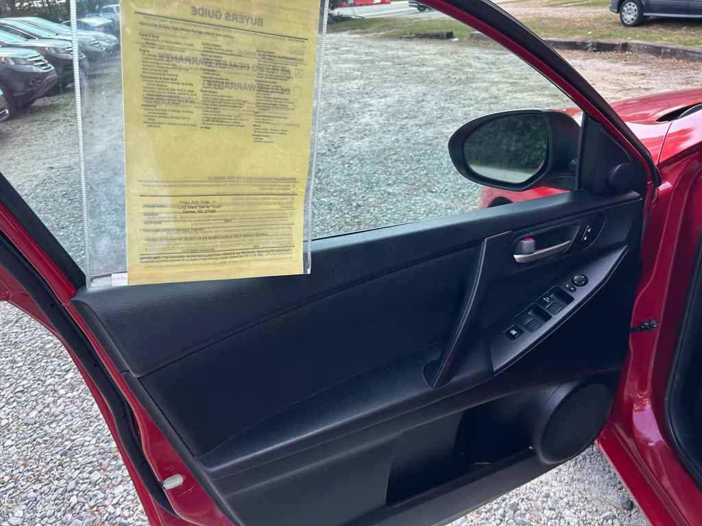 Used 2013 MAZDA MAZDA3 i Touring image 7