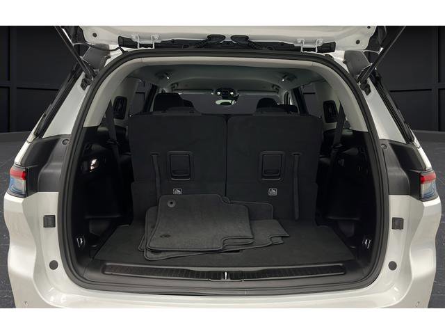 Used 2023 Jeep Grand Cherokee L Laredo AWD/4WD image 24