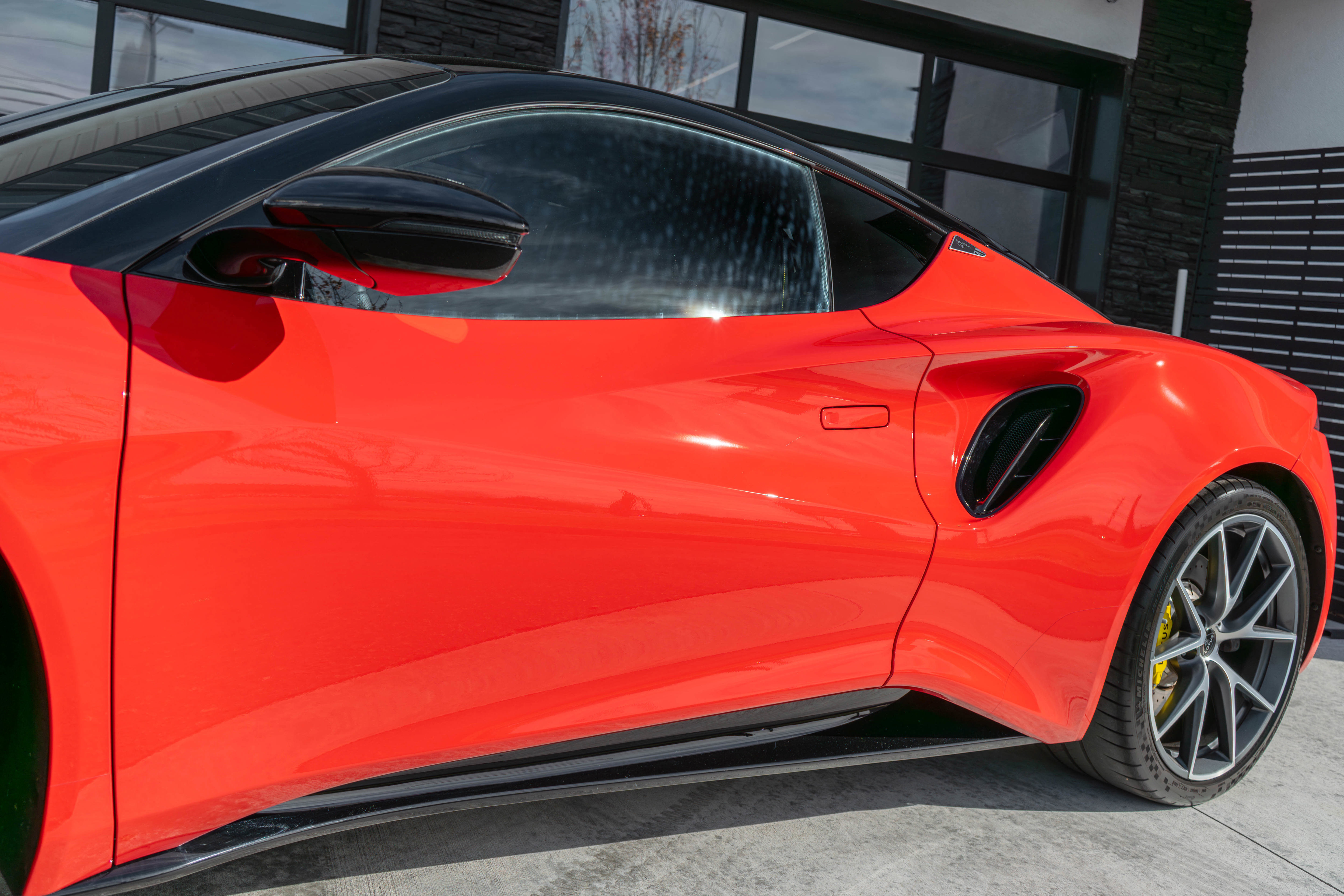 Used 2025 Lotus Emira image 7