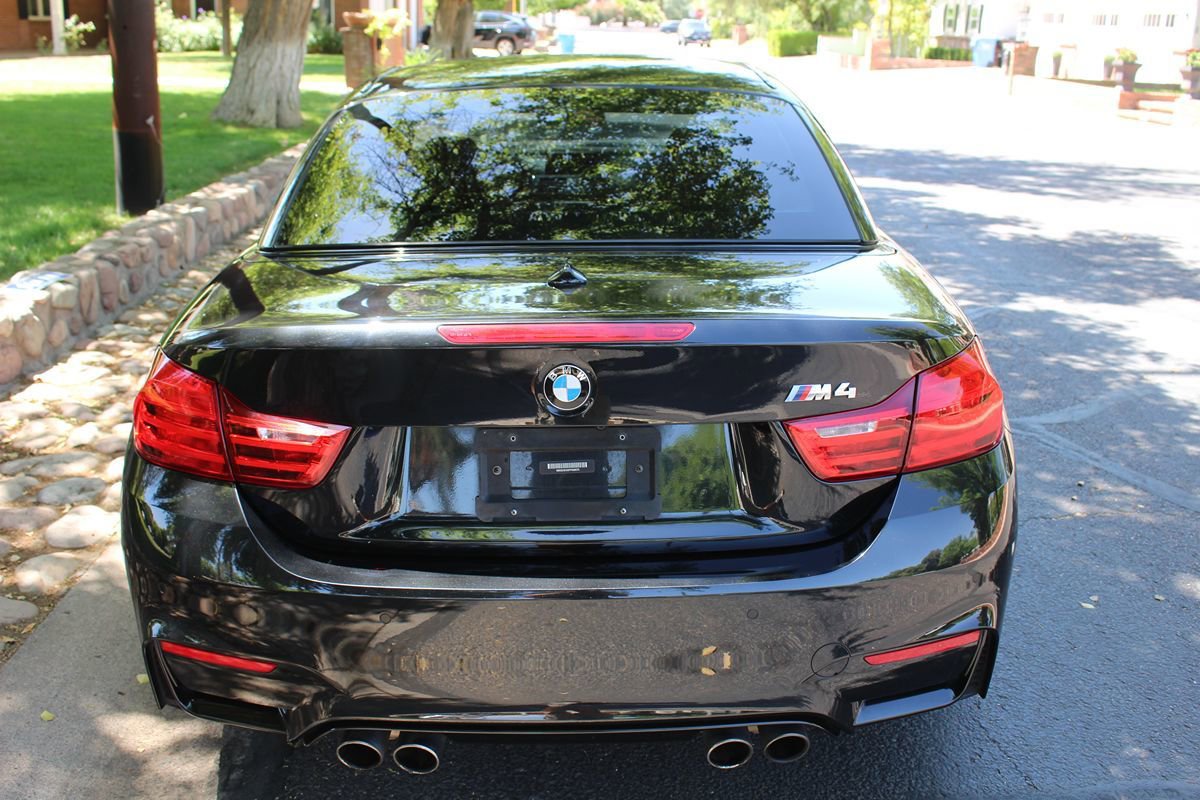 Used 2015 BMW M4 Convertible RWD image 5