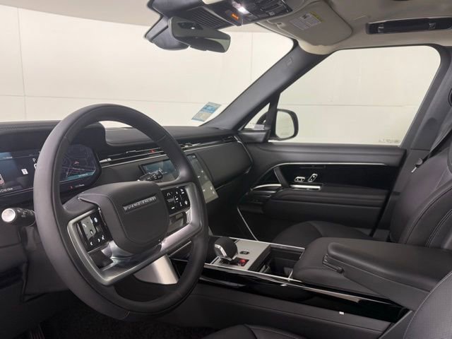 New 2025 Land Rover Range Rover SE image 6