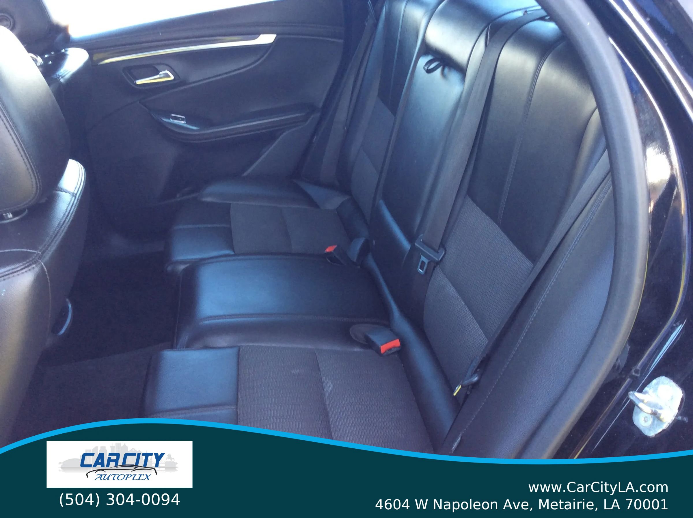 Used 2016 Chevrolet Impala LT w/ Convenience Package image 11