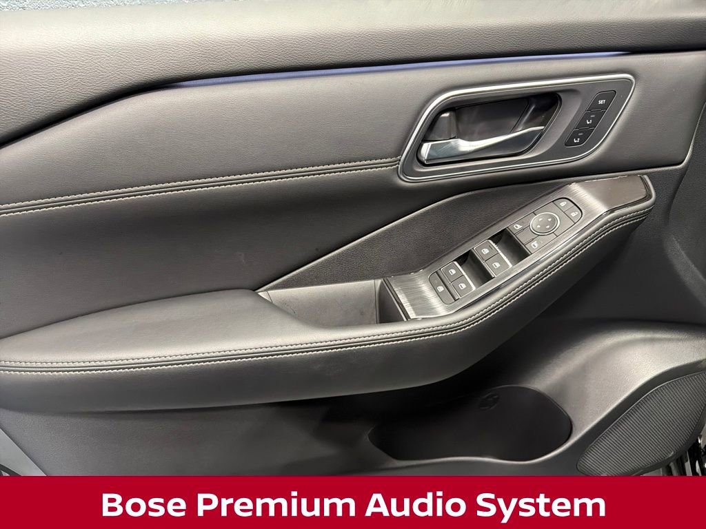 New 2026 Nissan Rogue Platinum w/ Platinum Premium Package image 12