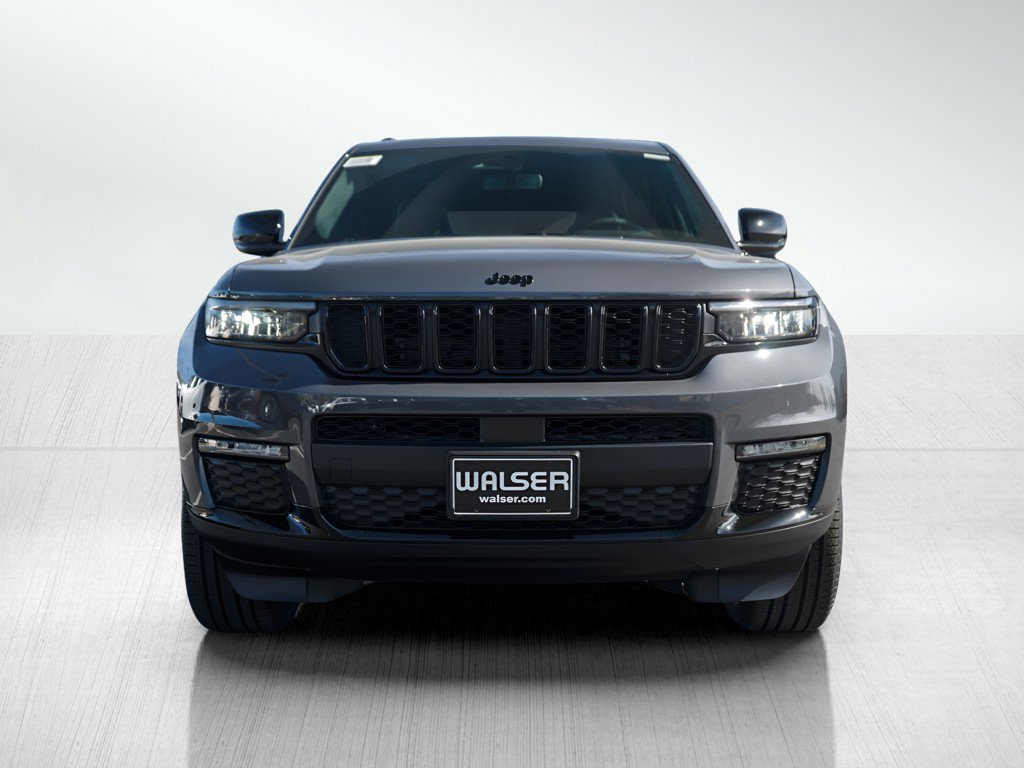 New 2025 Jeep Grand Cherokee L Limited w/ Black Appearance Package image 2