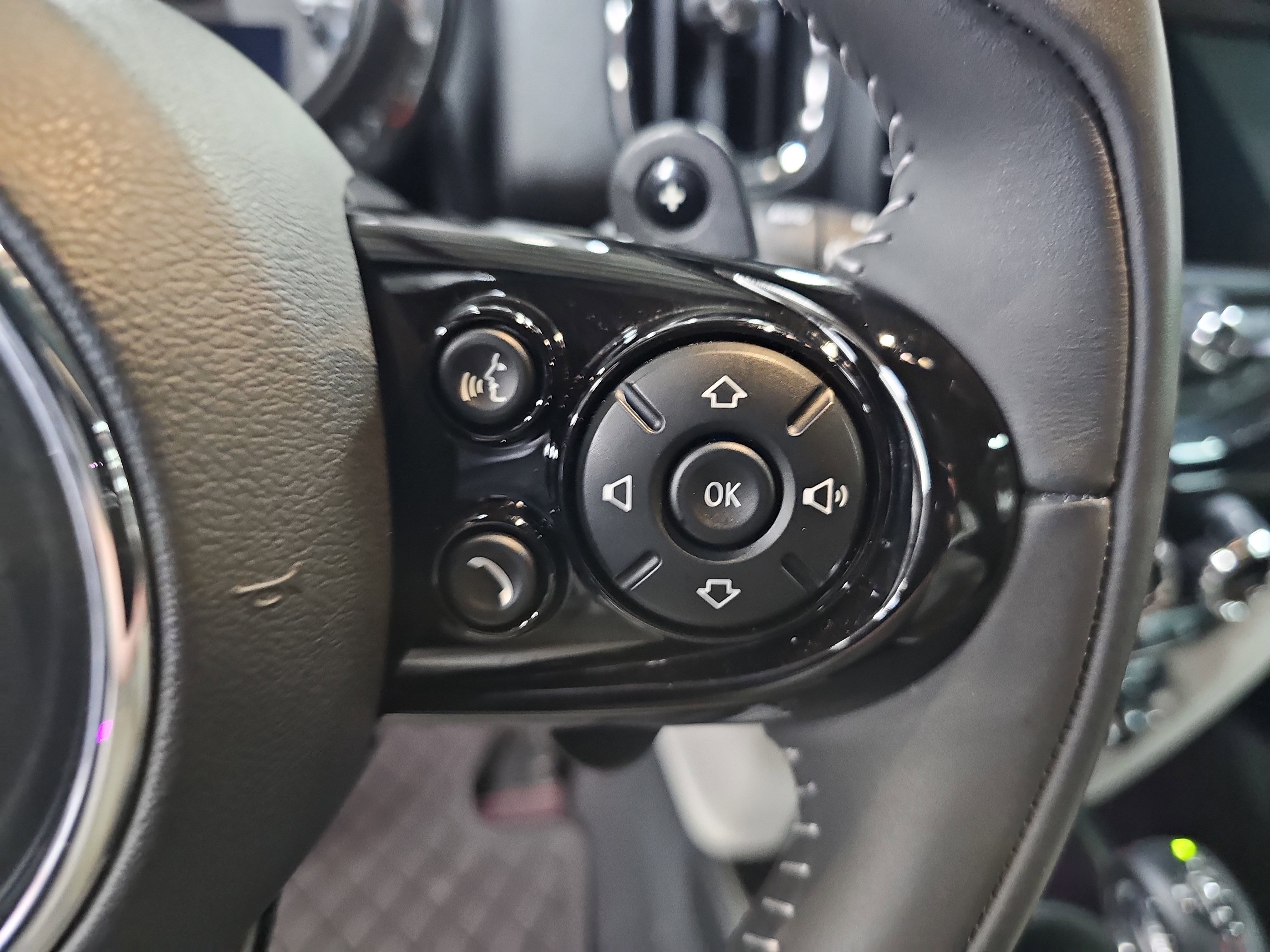 Used 2019 MINI Cooper Countryman S w/ Convenience Package AWD/4WD image 19