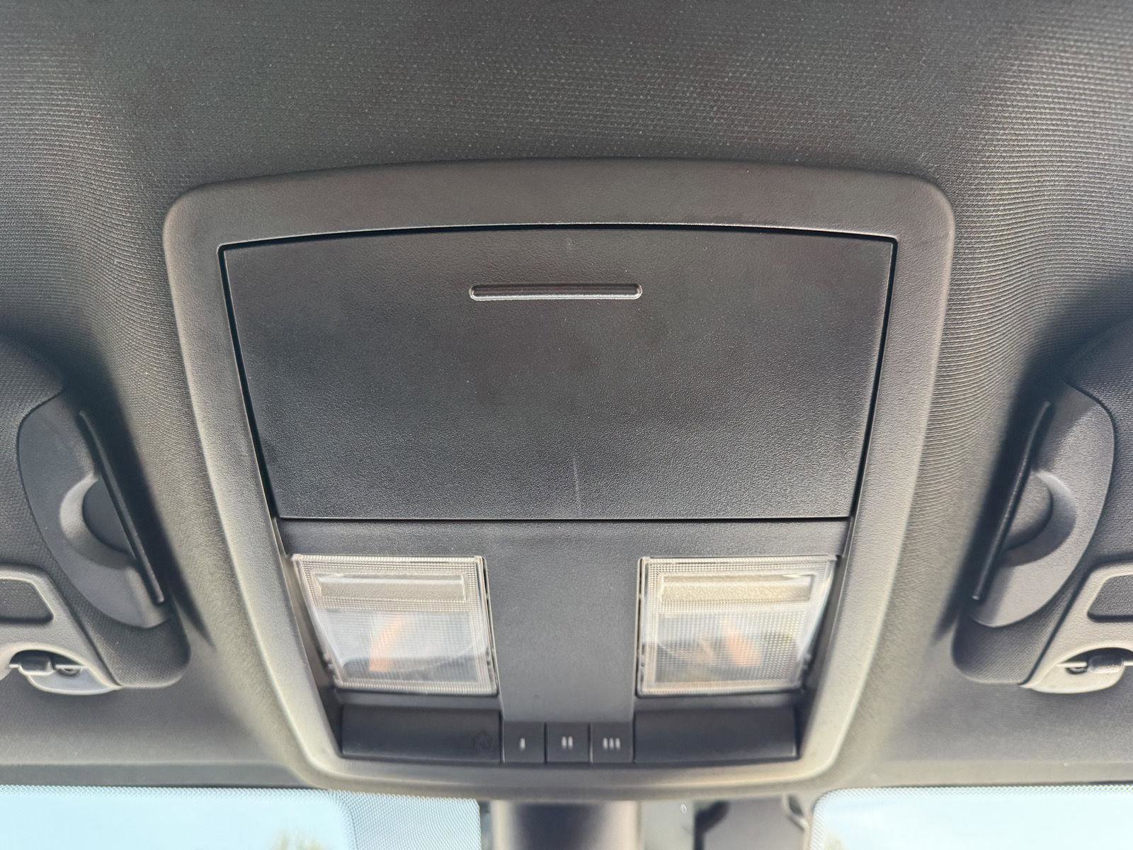 Used 2021 Dodge Challenger R/T image 15