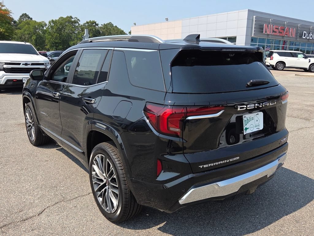 New 2026 GMC Terrain Denali w/ LPO, Floor Liner Package AWD/4WD image 8
