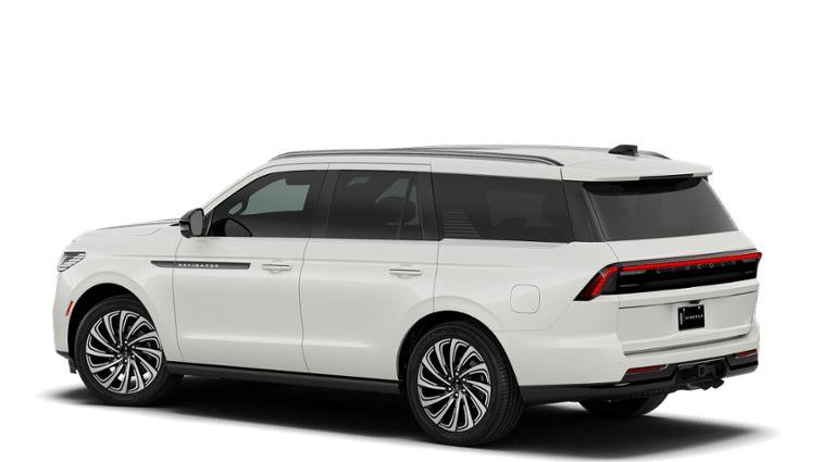 New 2026 Lincoln Navigator Black Label AWD/4WD image 25