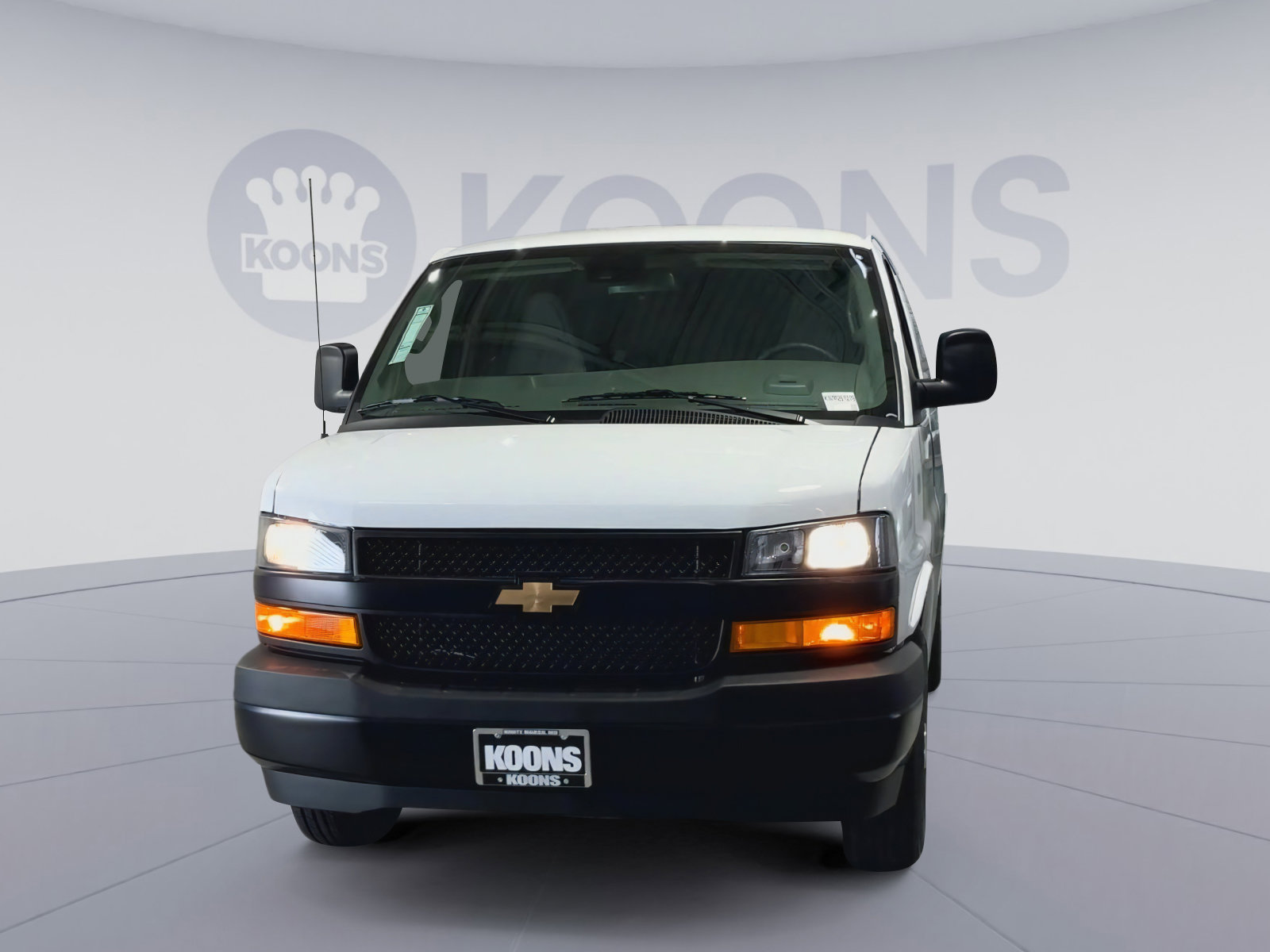 New 2026 Chevrolet Express 2500 RWD image 4