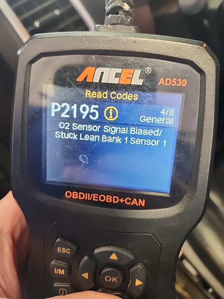 Used 2015 Ford Explorer Limited w/ Equipment Group 301A image 12