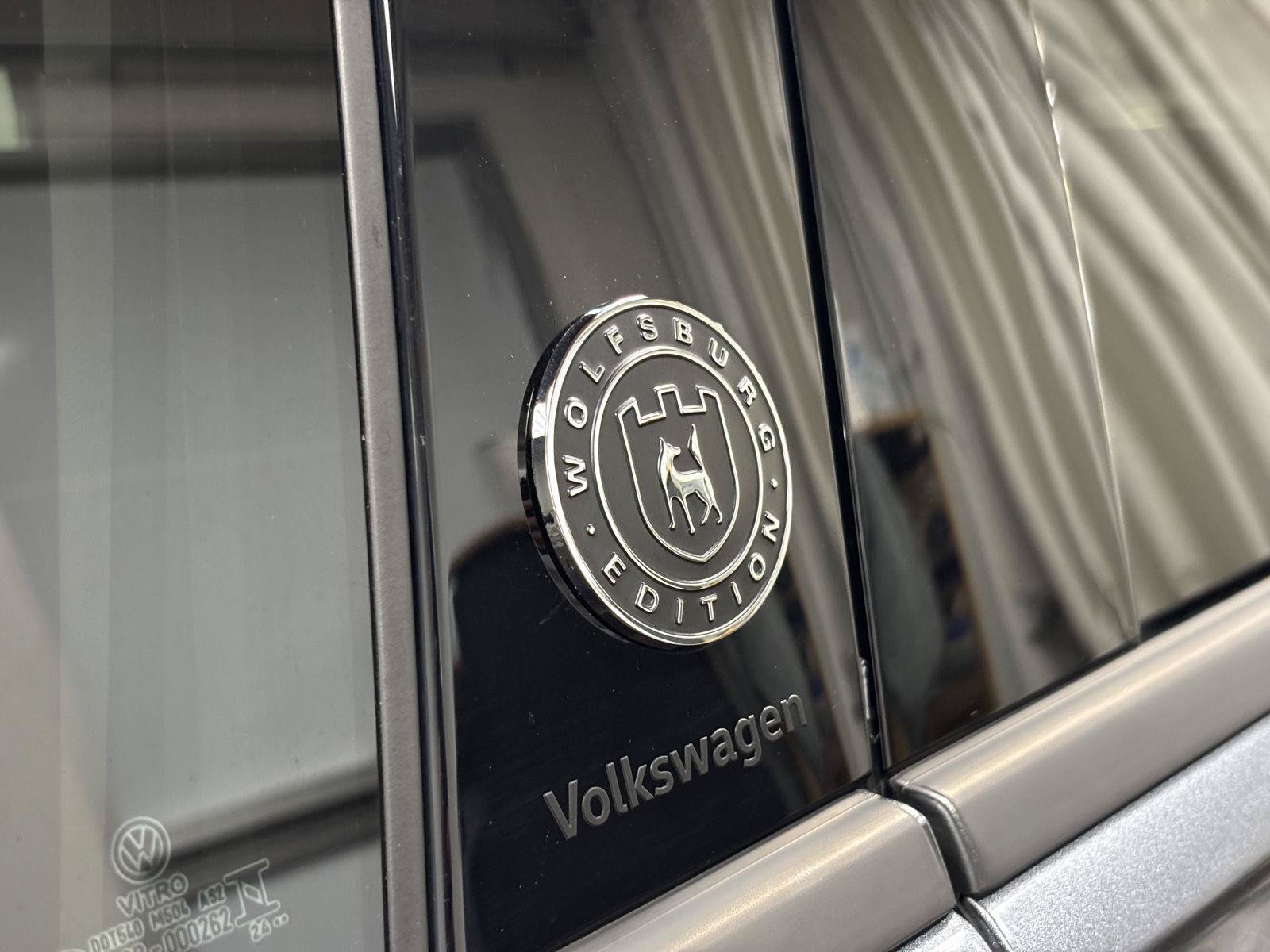 Used 2024 Volkswagen Tiguan Wolfsburg Edition AWD/4WD image 31