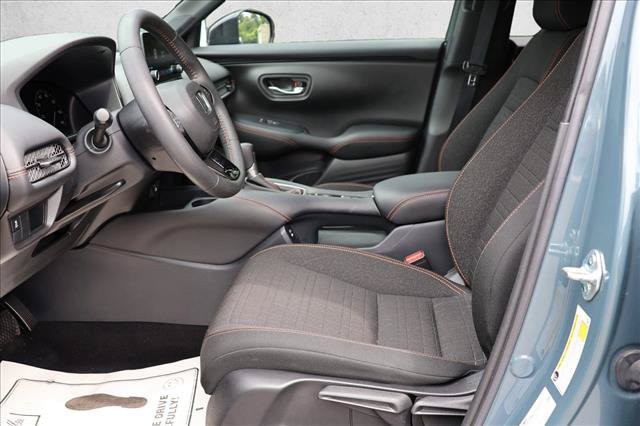 Used 2024 Honda HR-V Sport image 11