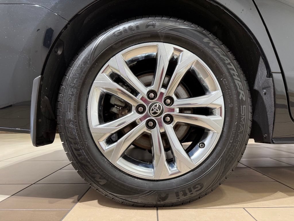 Certified 2023 Toyota Sienna XSE w/ XSE Plus Package AWD/4WD image 9