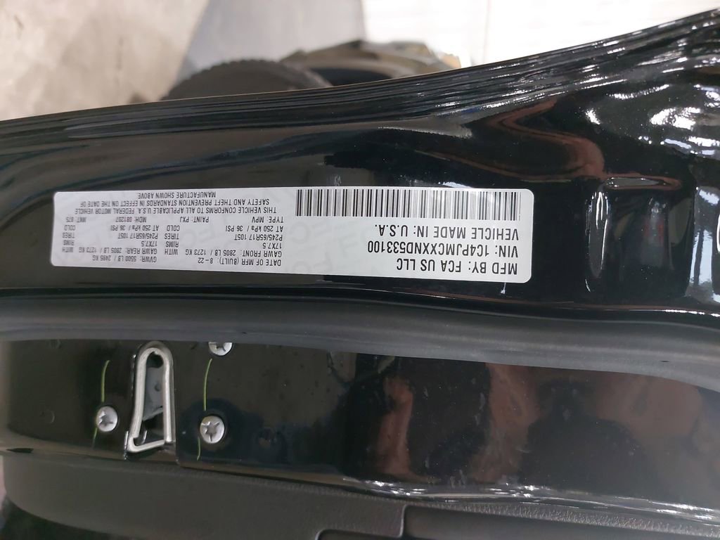 Used 2022 Jeep Cherokee Latitude image 34