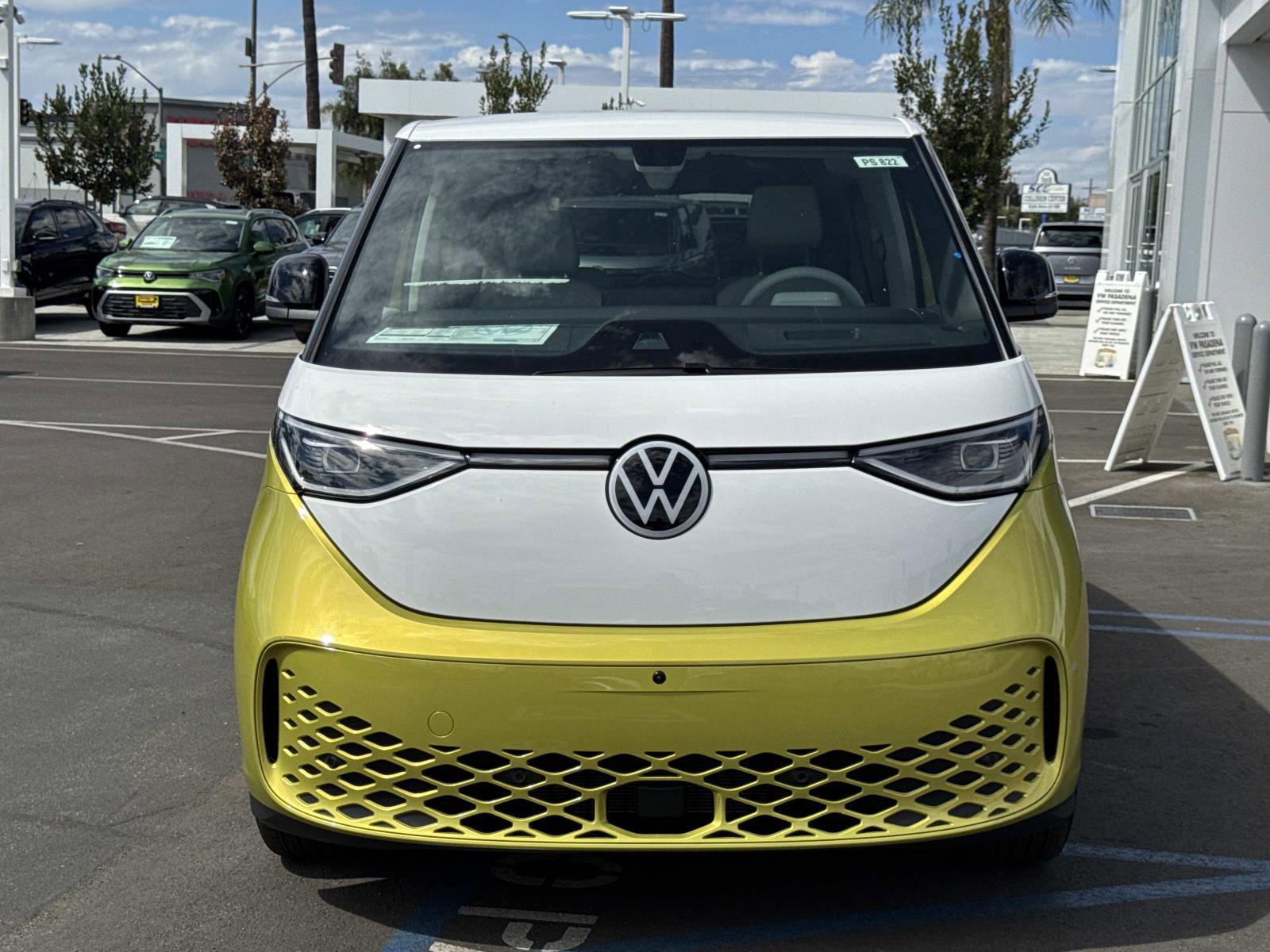 New 2025 Volkswagen ID. Buzz Pro S Plus image 2