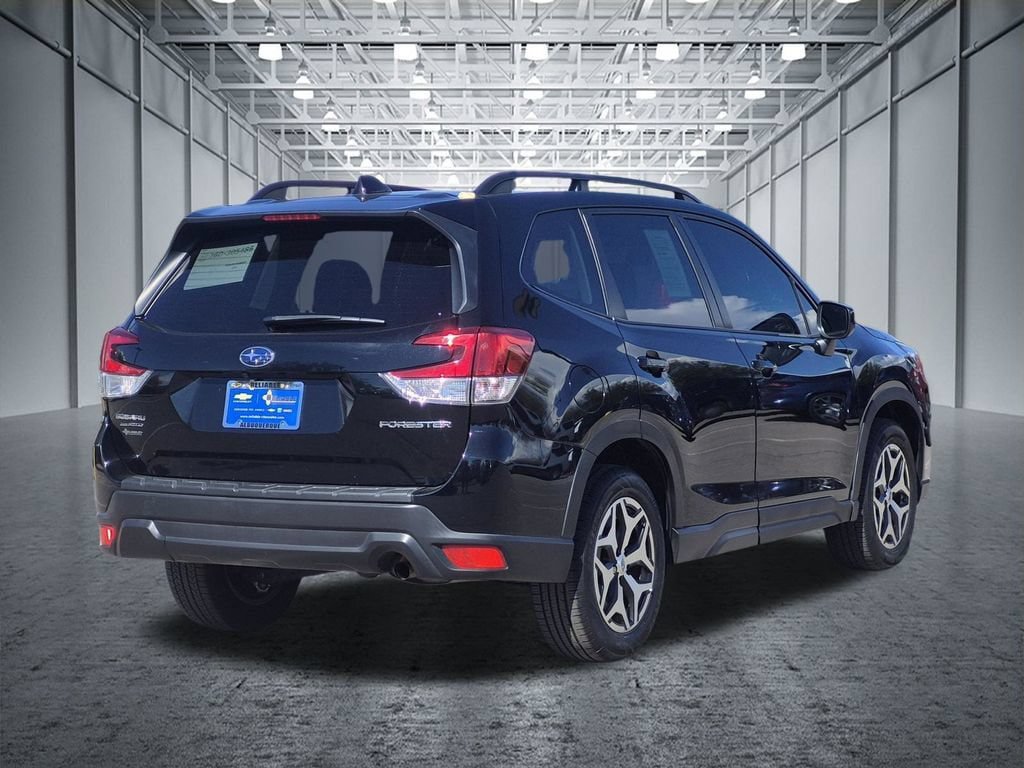 Used 2020 Subaru Forester Premium AWD/4WD image 6
