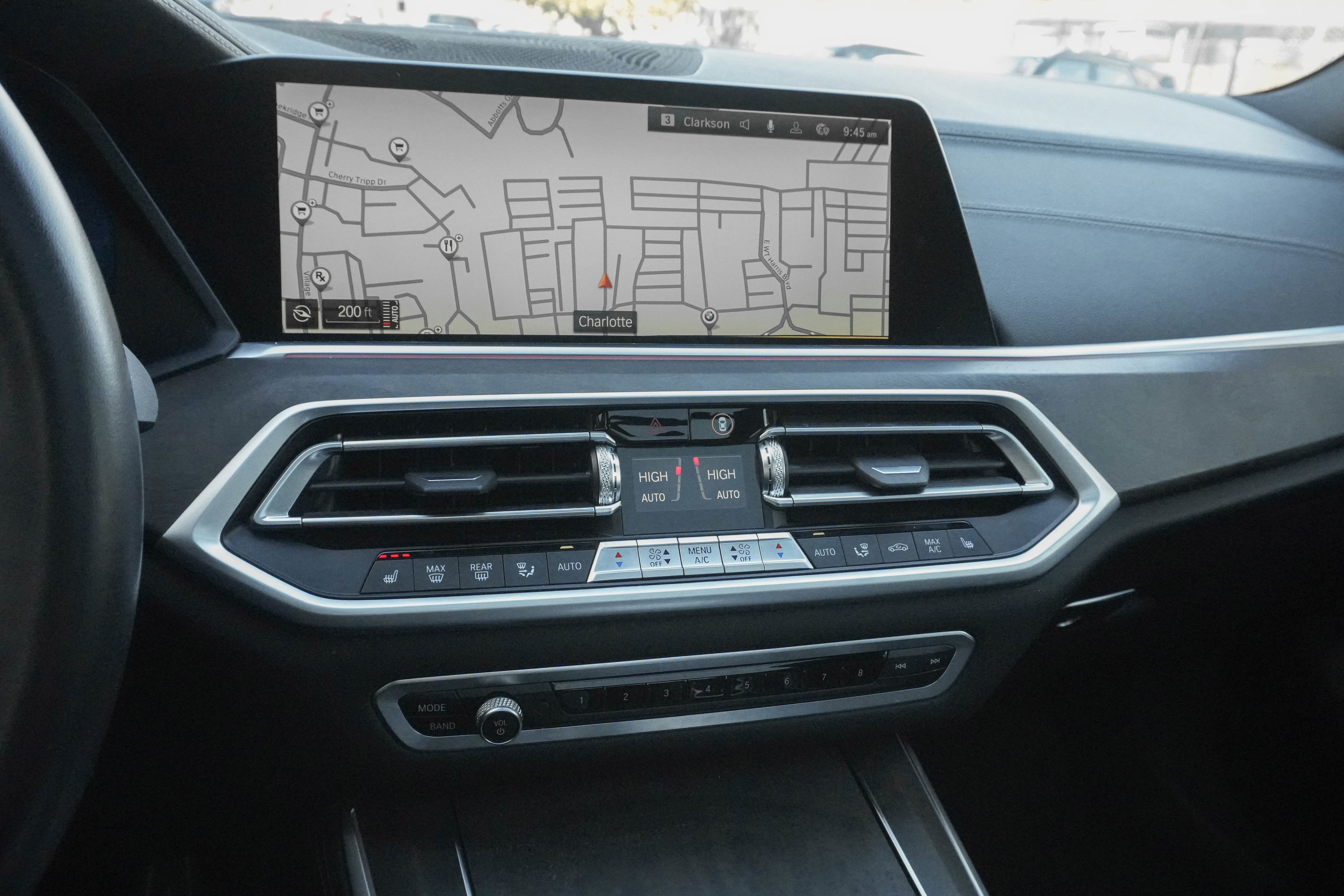 Used 2022 BMW X5 xDrive40i w/ M Sport Package image 20